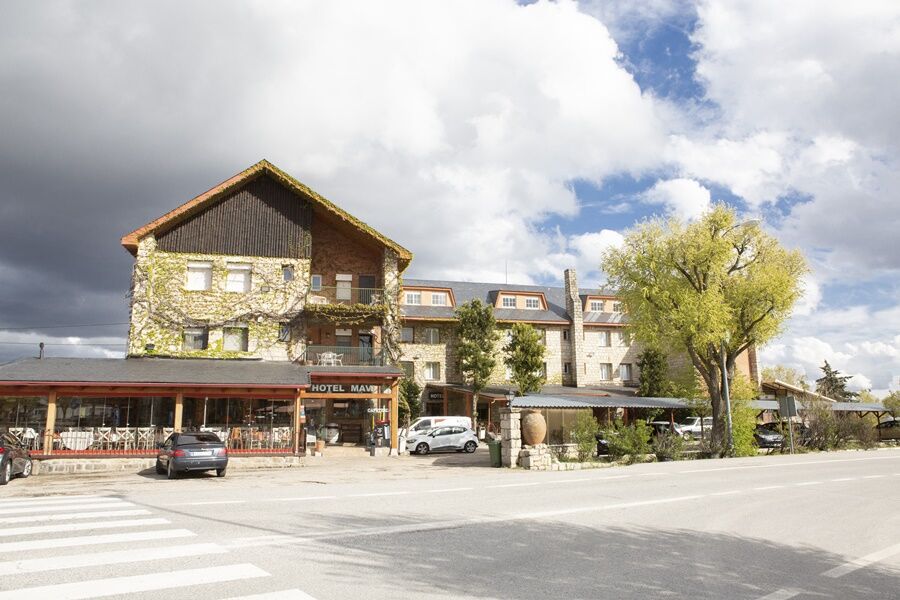 Hotel Mavi La Cabrera Bagian luar foto