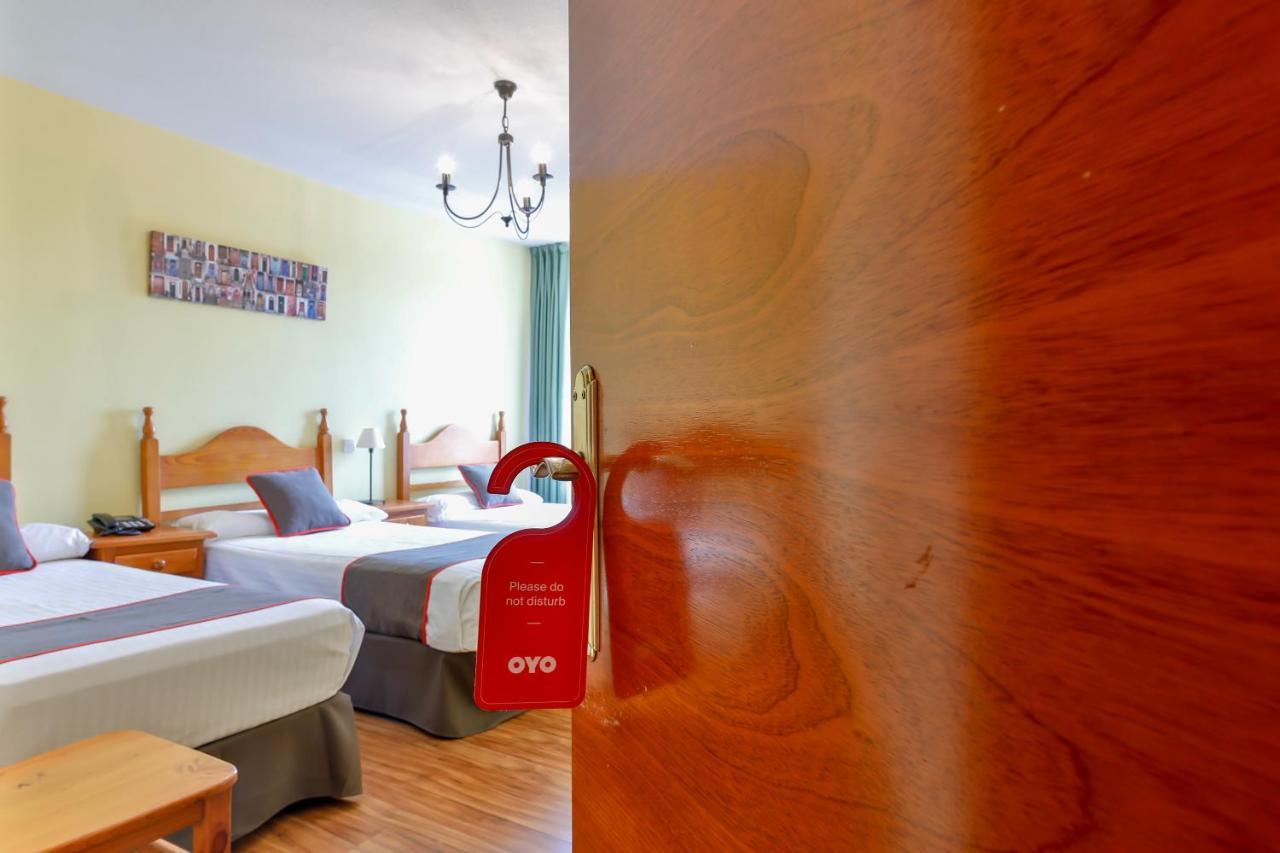 Hotel Mavi La Cabrera Bagian luar foto